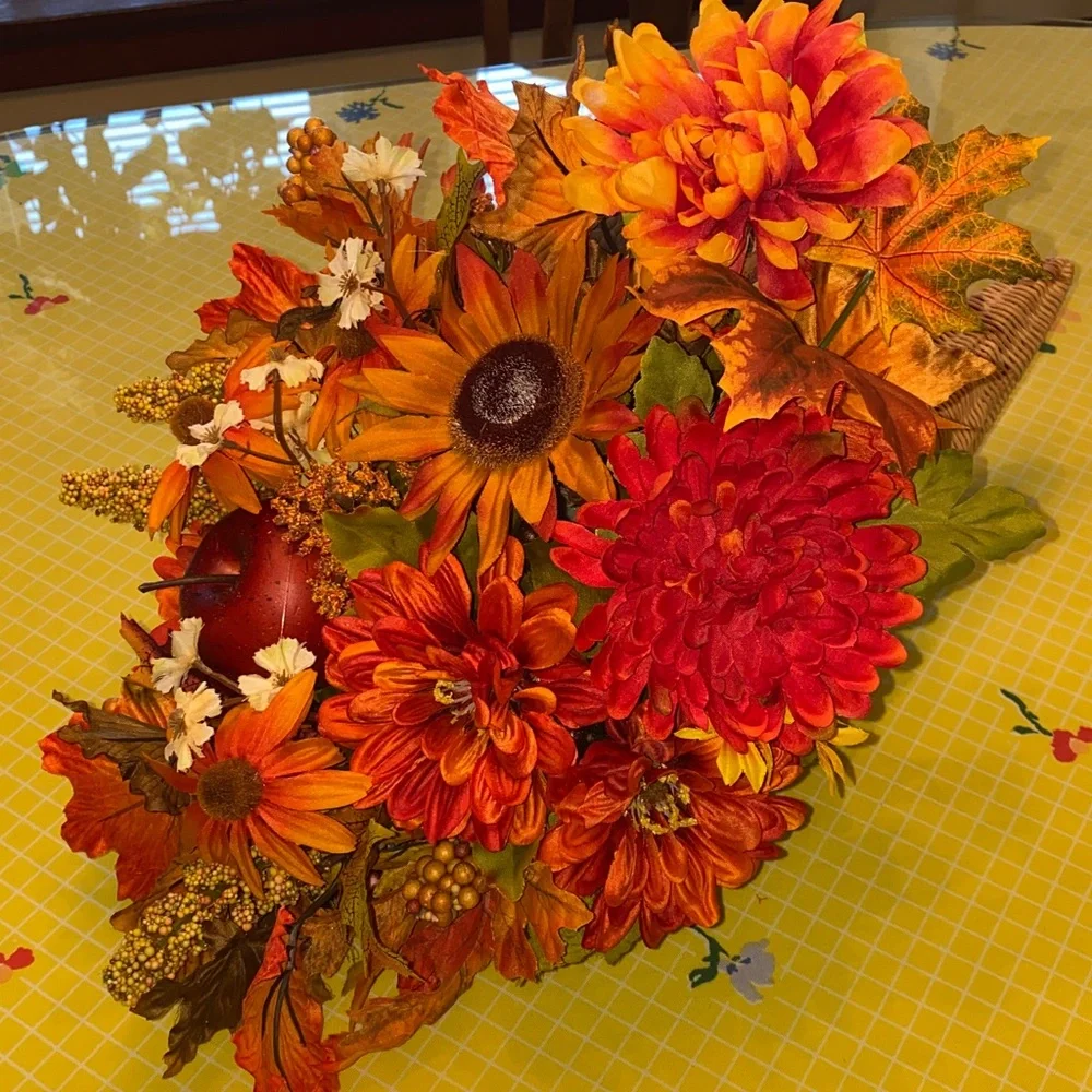 Fall Flower Thanksgiving Arrangement Cornucopia *Free Gift With Purchase*